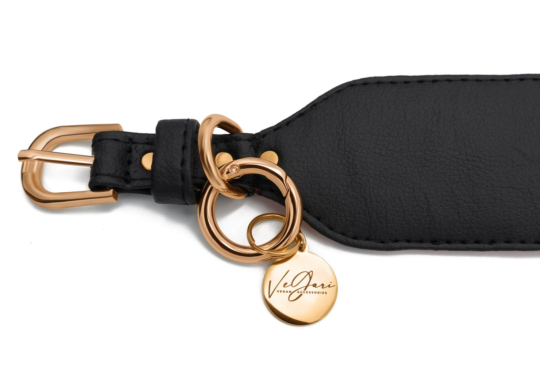 vegan leather pet accessories handmade by designers vegari - dog collar, harness and leashes experts